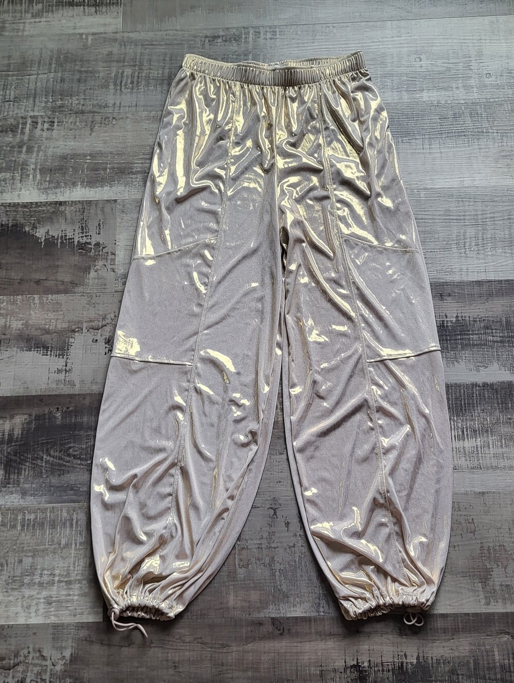 Urban Renewal Womens Medium Gold Metallic Jogger Pants Parachute Balloon Y2K